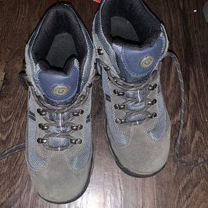 Earth Spirit Boots. Size 7.5